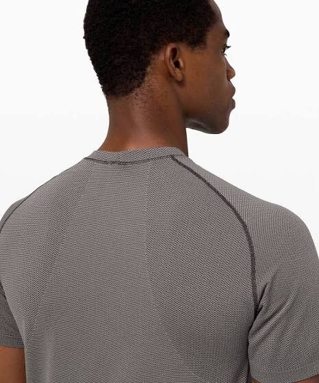 🍋Lululemon Metal Vent Tech SS 2.0 - Medium🍋 gallery