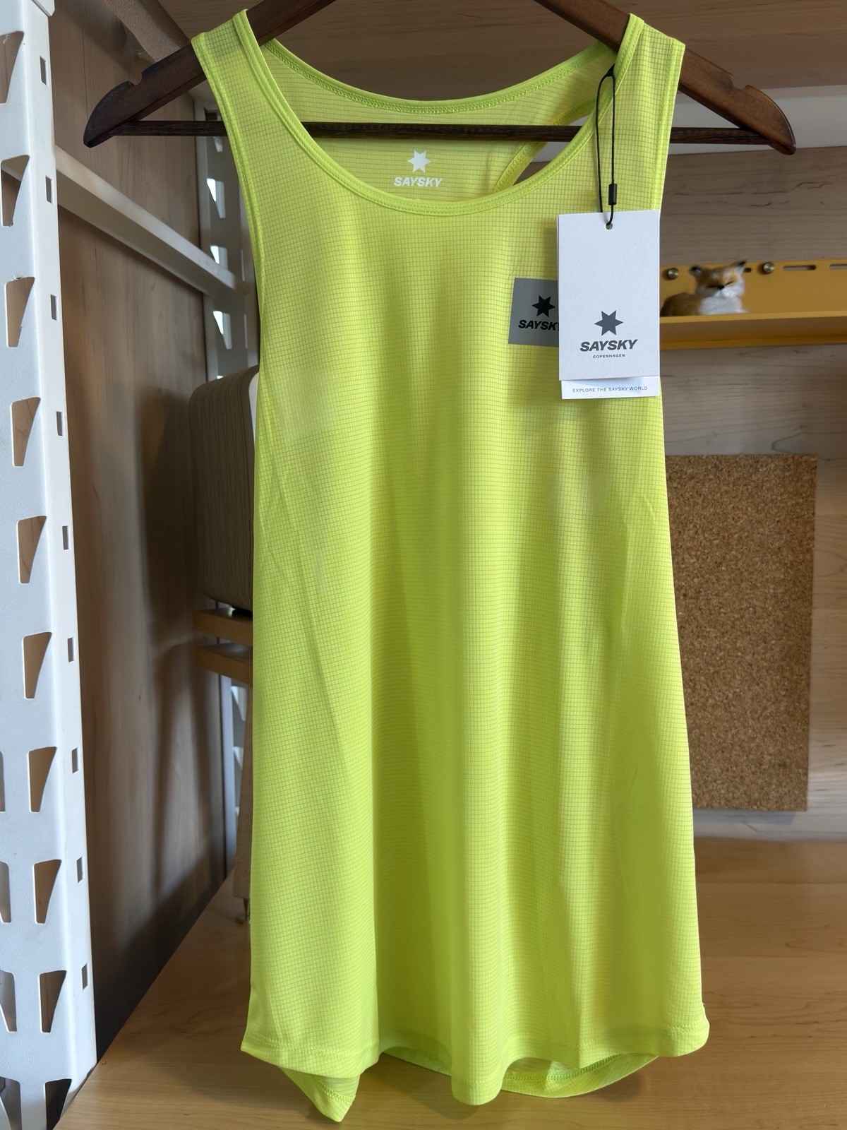 SAYSKY Reactive Flow Singlet NWT Men’s Small Neon Yellow Running Tank SM30009 gallery