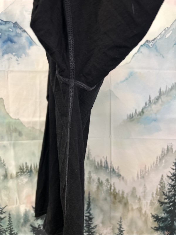 Smartwool 150 Mens Size Medium Long Sleeve 1/4 Zip Base Layer Black gallery