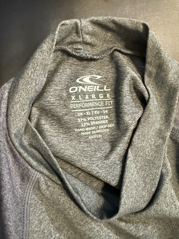 O’Neill Men’s Rash Guard XL Gray Long Sleeve Surf Shirt UV Protection Swim gallery