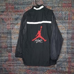 Vintage Jordan mens black BIG JUMPMAN LOGO windbreaker pullover L