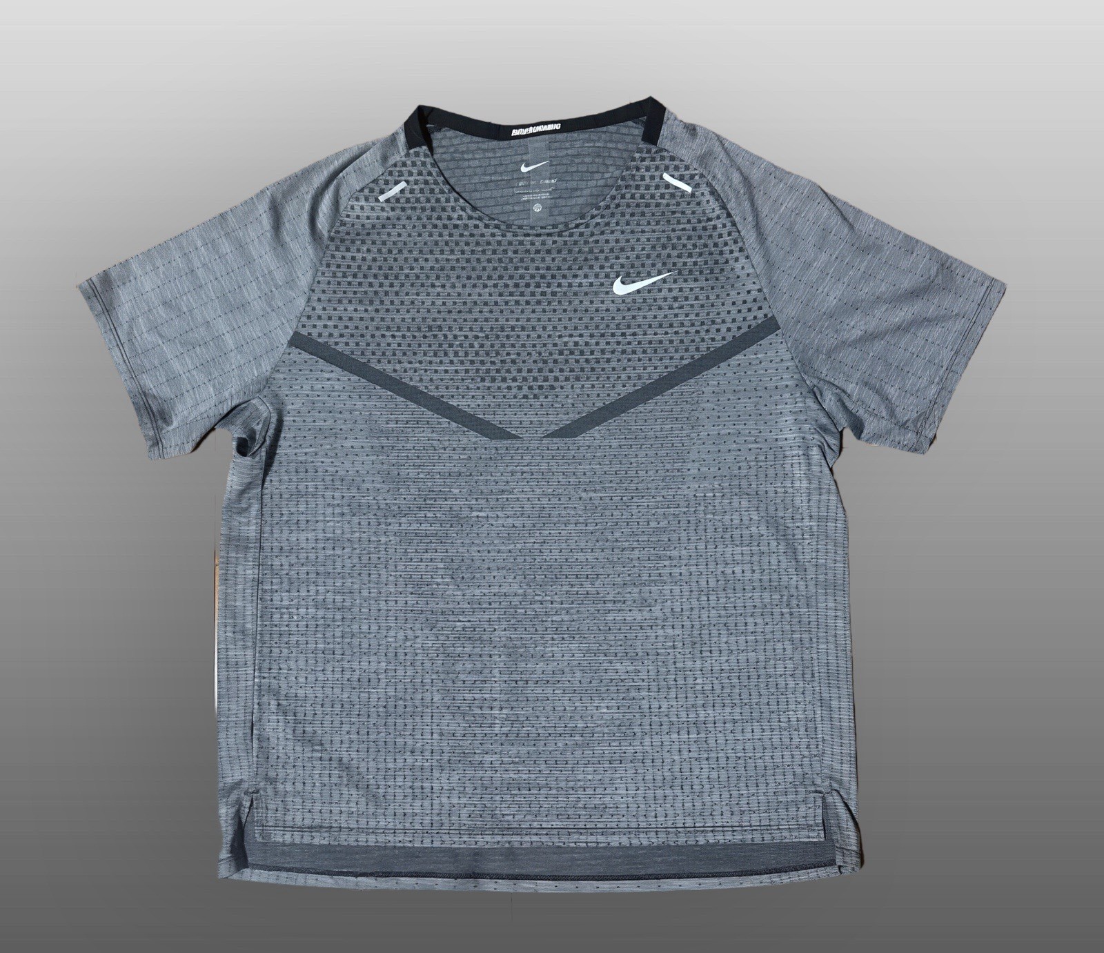 Nike Tech Knit Dri-FIT ADV Short-Sleeve Running Shirt Grey Size Large gallery
