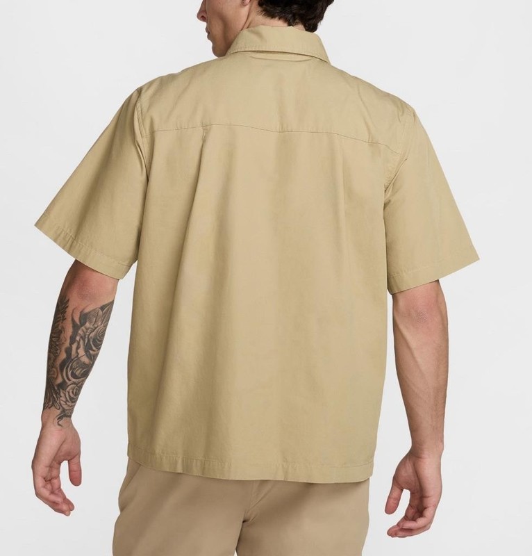 NEW NIKE CLUB SHORT-SLEEVE BUTTON-DOWN SHIRT PARACHUTE BEIGE HJ2029-297 MEDIUM gallery