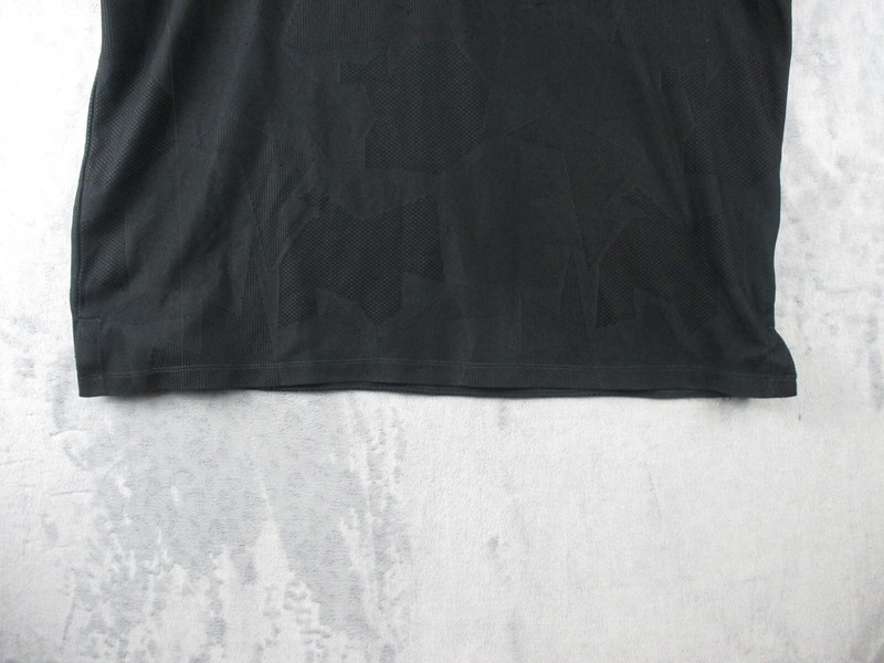 Nike Shirt Men Size 2XL Tiger Woods Golf Polo Camo Jacquard Print Vented gallery