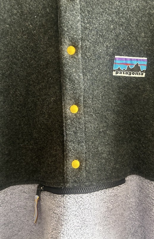 Patagonia Men's XXL Natural Synchilla Snap-T Wool Fleece Pullover Marsupial Logo gallery