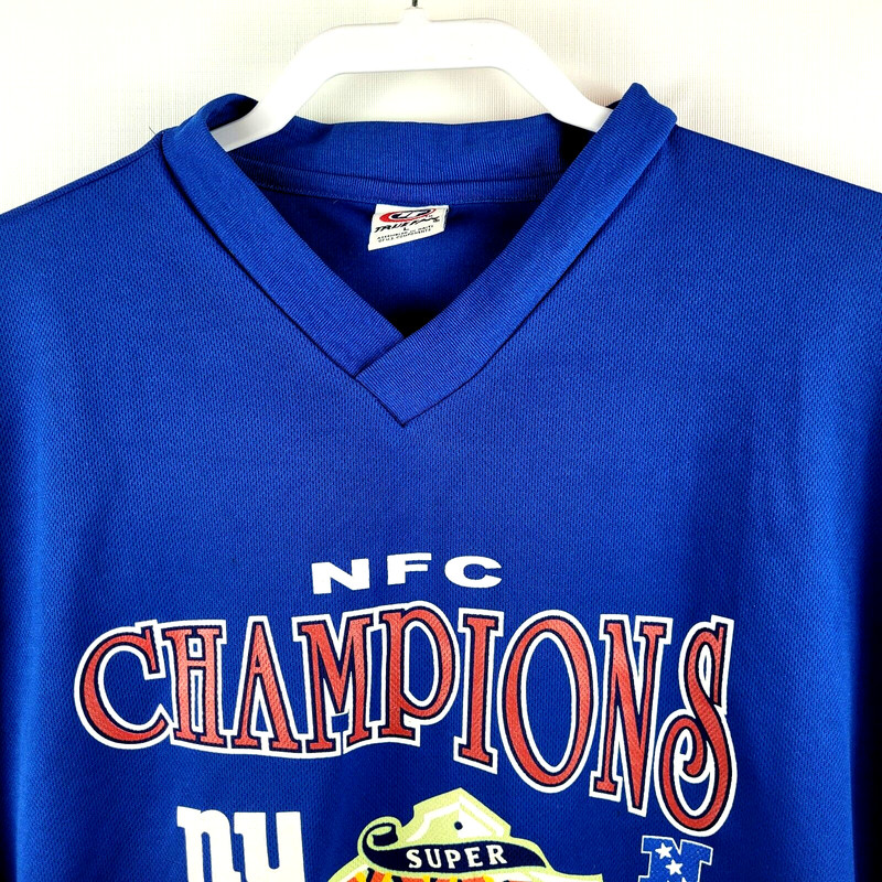 True Fan Sports Champions Giants Mens T-Shirt Sz L Short Sleeve V-Neck Poly Blue gallery