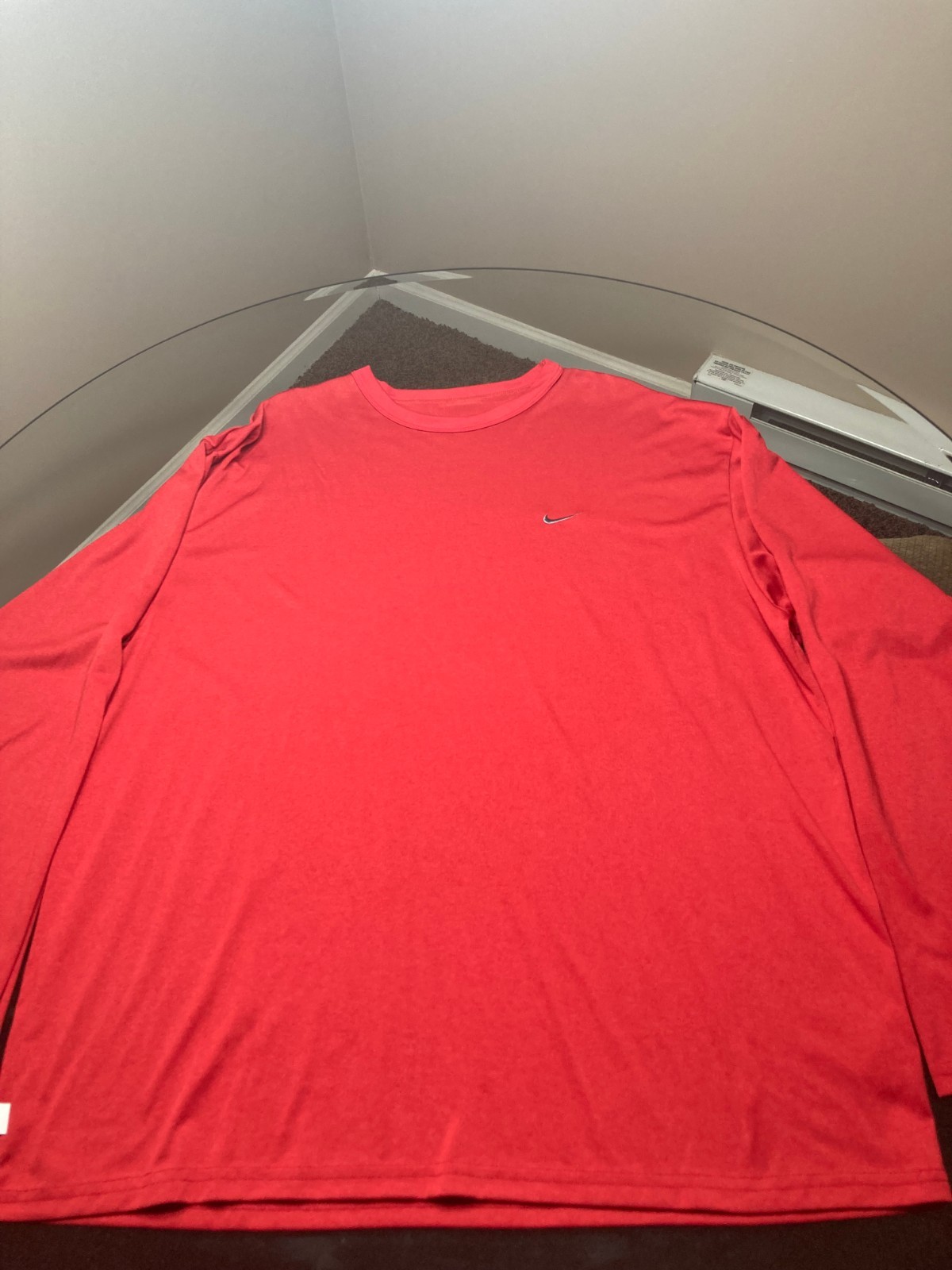 Men's Nike XXL Red Dri-Fit Long Sleeved Shirt (52) gallery