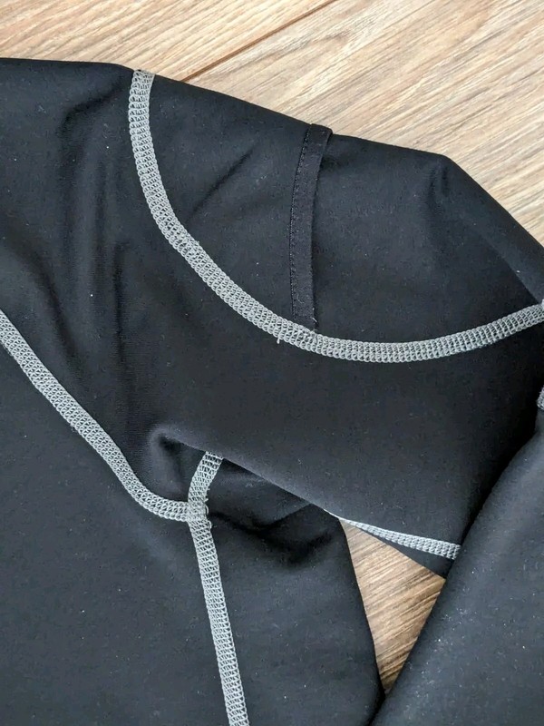 Mountain Hardwear 1/4 Zip Black Contrast Stitching Pullover - S Read! gallery
