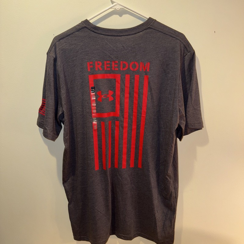 Under Armour Freedom Loose Fit Graphic T-Shirt Mens Large Gray Crew Active Tee gallery