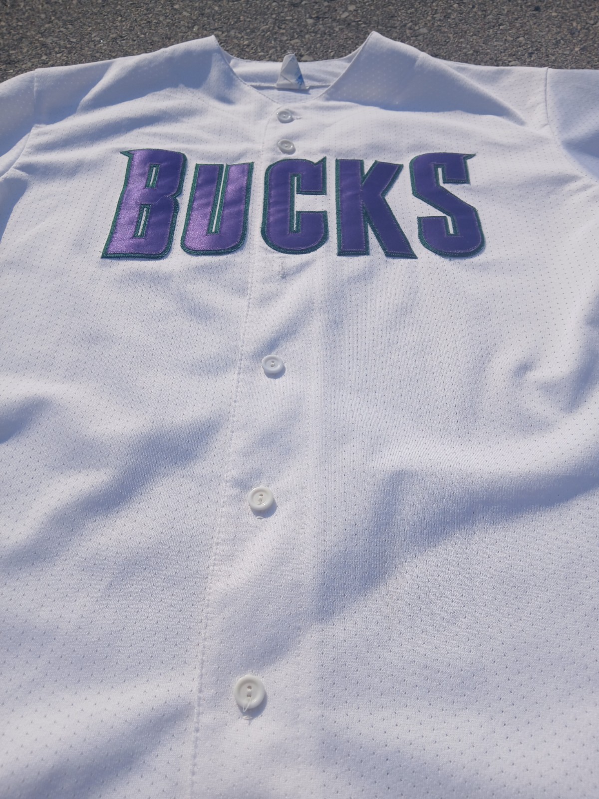 Vintage Milwaukee Bucks NBA Baseball Jersey Majestic Brand Made In USA Size XL gallery