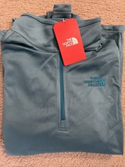 The North Face Tech Glacier 1/4 Zip – Large