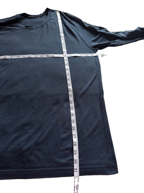 Lululemon Men's Metal Vent Tech Long Sleeve T-Shirt Slate Grey, Size XXLarge gallery