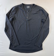 Cuts Clothing Shirt Mens MED Black Long Sleeve Henley Curve Hem Cut