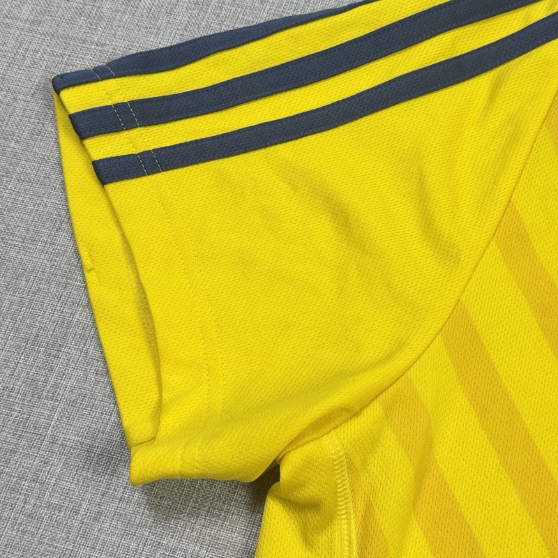 Adidas 2016 Boston Marathon T-Shirt Mens L Yellow Jersey Short Sleeve Running gallery