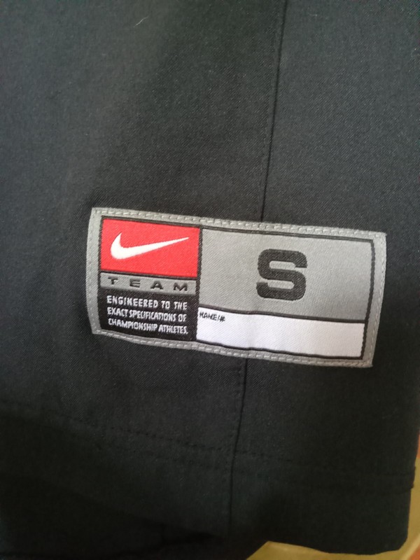 Nike Team DRI-FIT Chamionship Long-sleeved Shirt Men's Size S gallery
