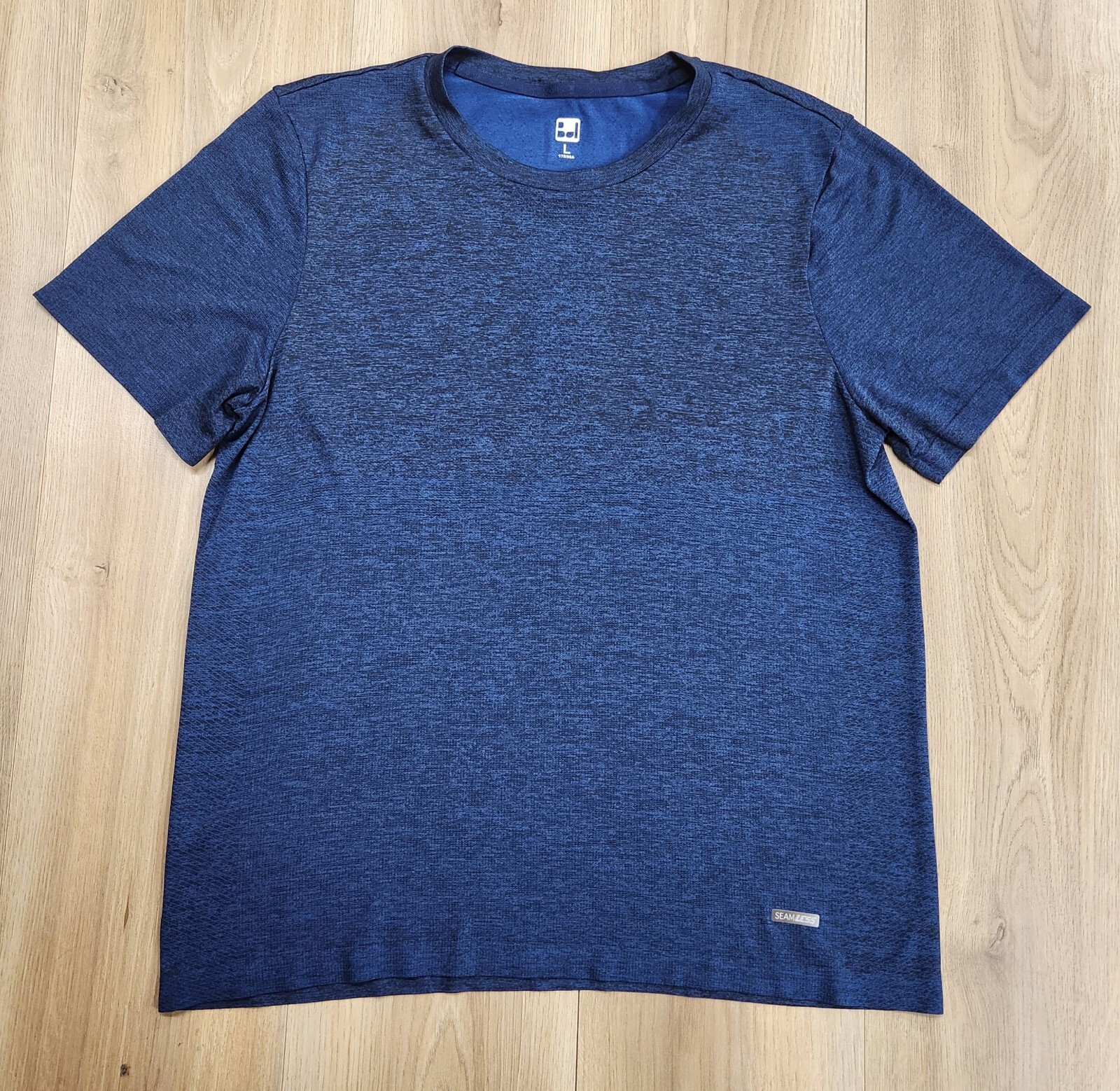 Bol Activewear Shirt Mens Sz Large, Lightweight, Quick Dry, Seamless, Stretch gallery