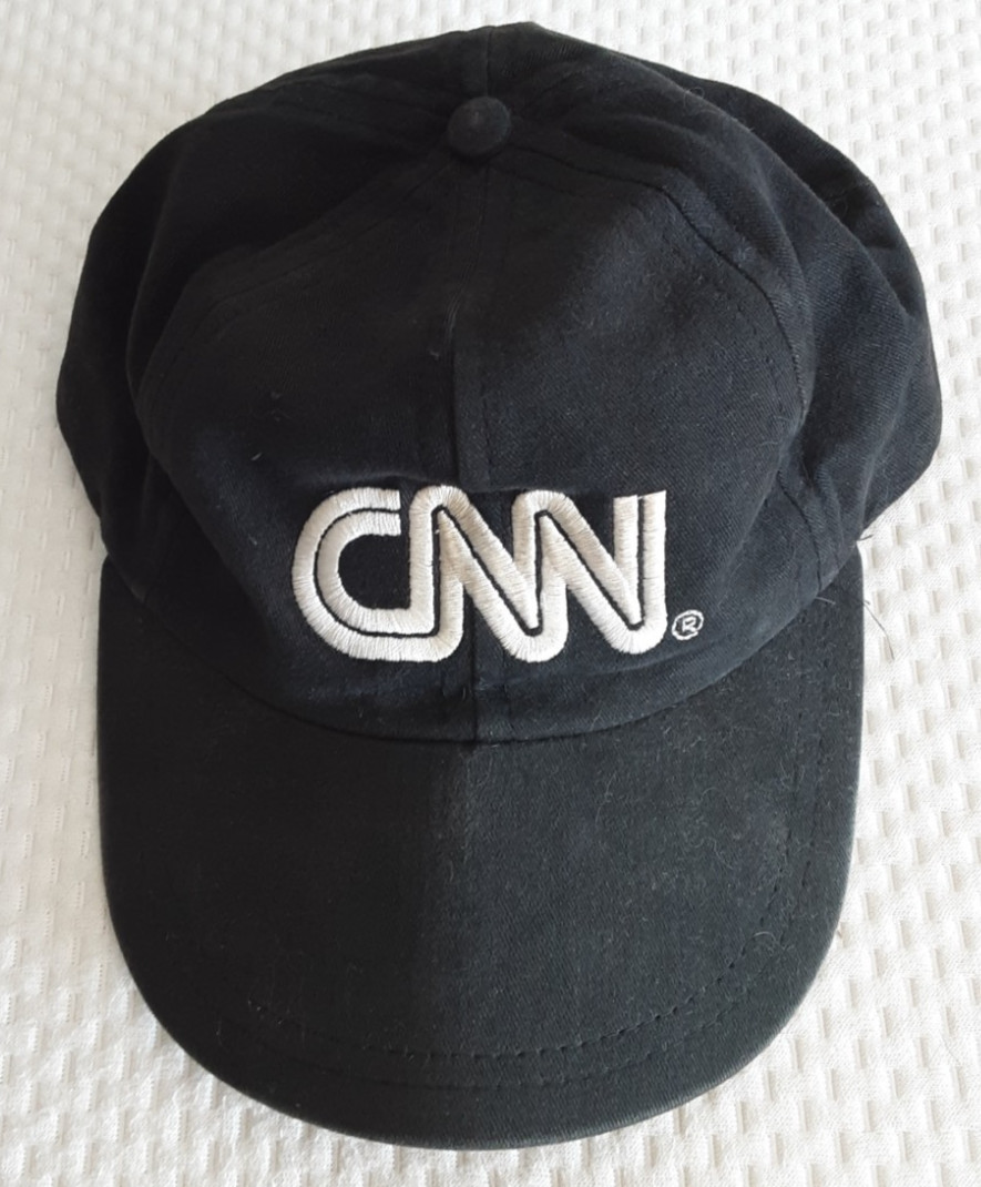 CNN BLACK HAT BEANIE ONE SIZE CABLE NEWS NETWORK gallery