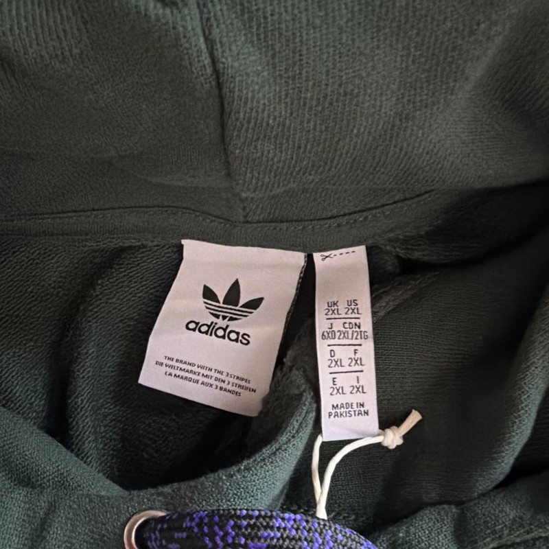 Adidas NWT Mens Size 2XL GD9320 Reg $70 (12455) gallery