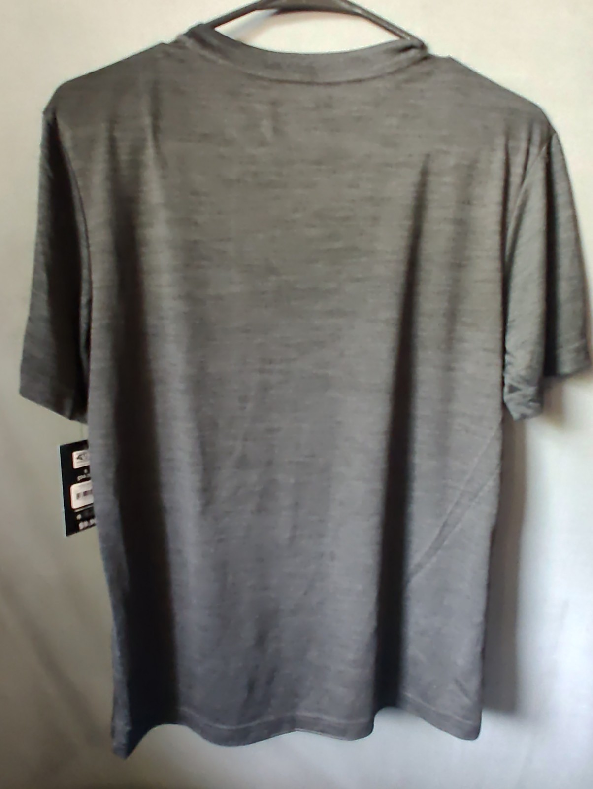 Athletic Works DriWorks Men’s Moisture Wicking Striped Tee Gray S 34-36 gallery