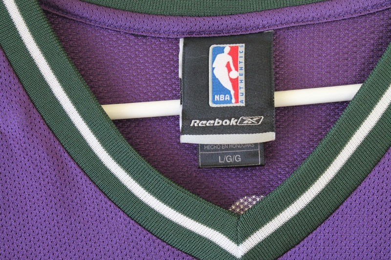 Reebok BOGUT #6 MILWAUKEE BUCKS NBA Basketball Jersey Sports Men's Large Shirt gallery