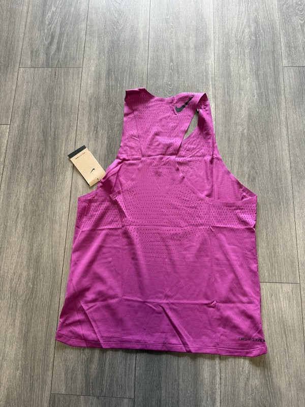 $90 Nike Aeroswift Dri-Fit ADV Running Singlet Hot Fuchsia FN4231-518 Size L gallery
