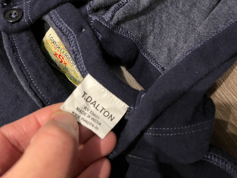T. Dalton Block Island R.I. Storm Trysail Hilton Head LS Shirt Navy Sz XXS (B26) gallery