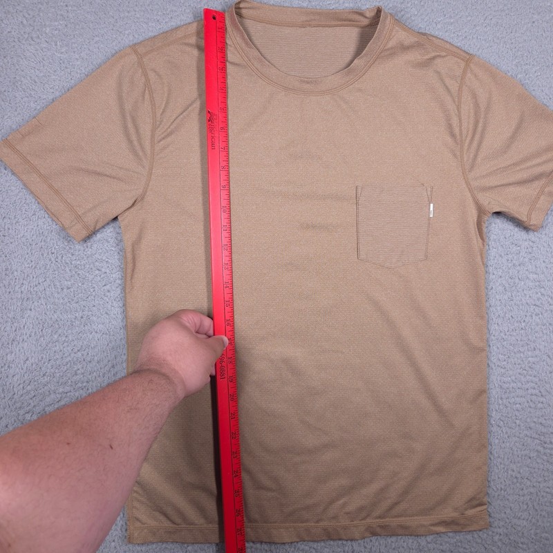 Vuori Tradewind Performance Tee Men’s S Tan Pocket T-Shirt Crew Neck Athletic gallery