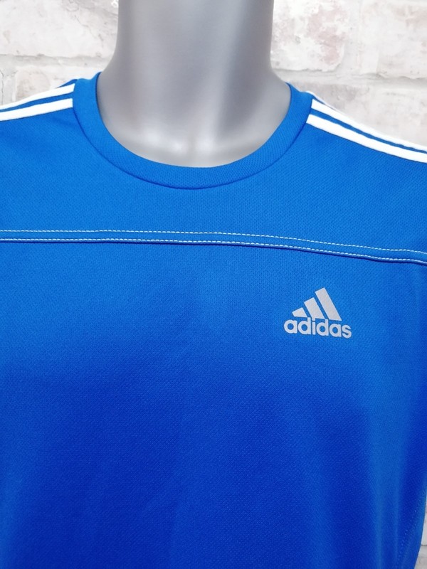 Adidas Badge Of Sport 3-stripes T-shirt Size Small gallery