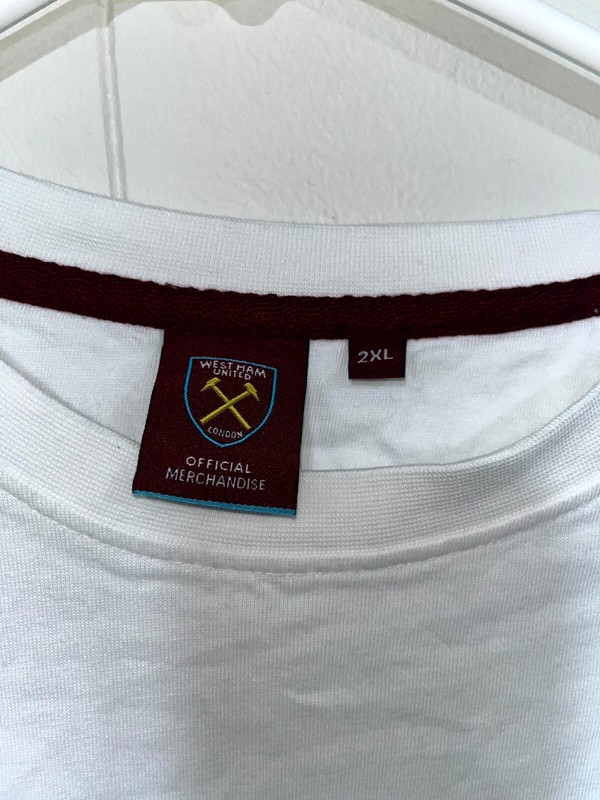 West Ham United Irons Shirt Men's 2XL White Graphic Professional Football Club gallery