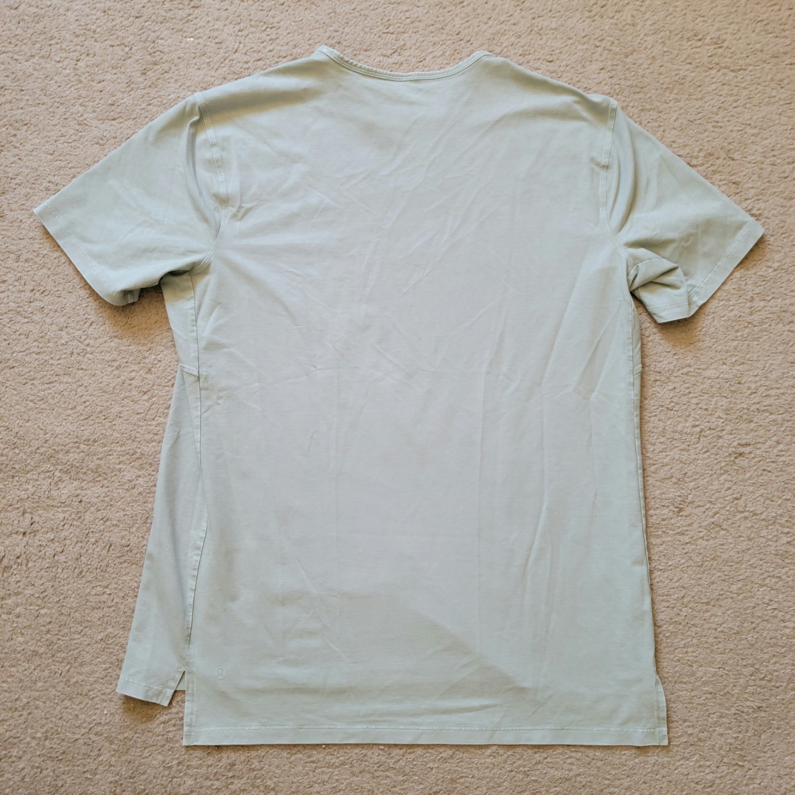 Lululemon Mens Large Performance T-Shirt Short Sleeve Light Steel Blue gallery