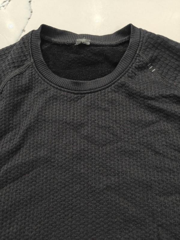 Lululemon Engineered Warmth Long Sleeve Crew XS Men's Pullover Black Small Short gallery