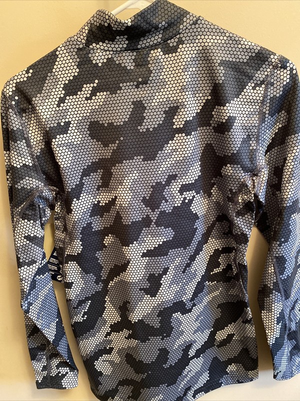 Starter Men’s LS Cold Compression NWT Top size Small 34-36 gallery