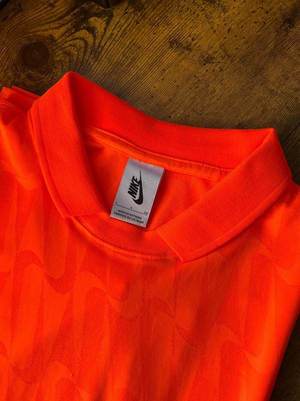 Nike Soccer Goalie Sports & Research Lab Long Sleeve Orange Shirt - Size S gallery