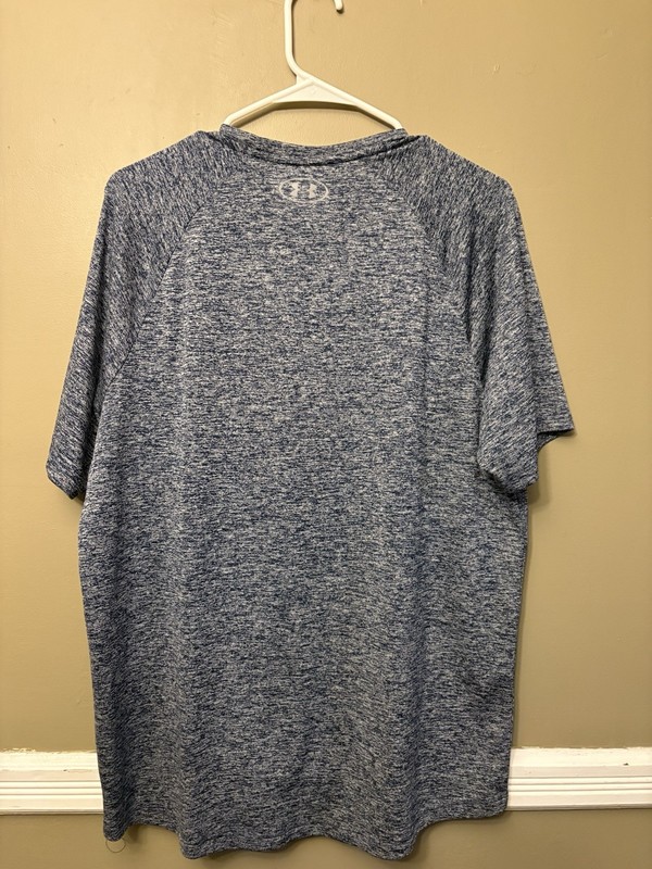UnderArmor Tech Tee Men’s L Loose Fit Blue Gray Heather Color gallery