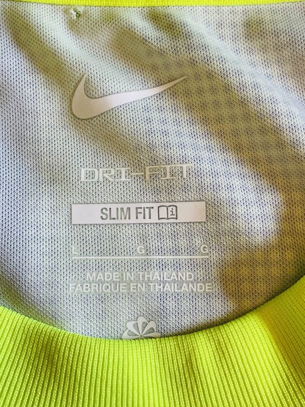 Nike Academy Dri-Fit Futbol Soccer Jersey Top Shirt Volt FZ0505-702 Men's L NWT gallery