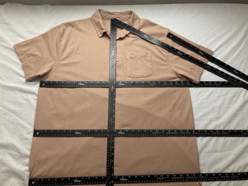 Men’s Size XL IVY CREW polo Shirt W/pocket and IVY CREW logo -3 button neck gallery