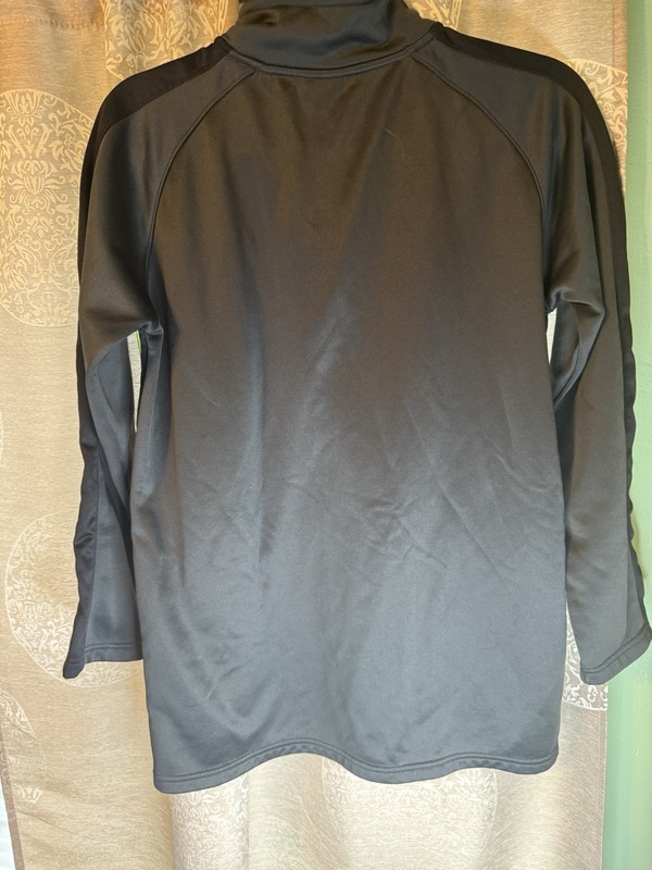 New Balance 1/4 Zip Black And Green Running Pullover Shirt Youth Large 14/16 gallery