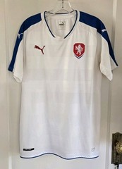 Puma Cell Czech Republic White Short Sleeve Replica Soccer Jersey Men’s Chest 44