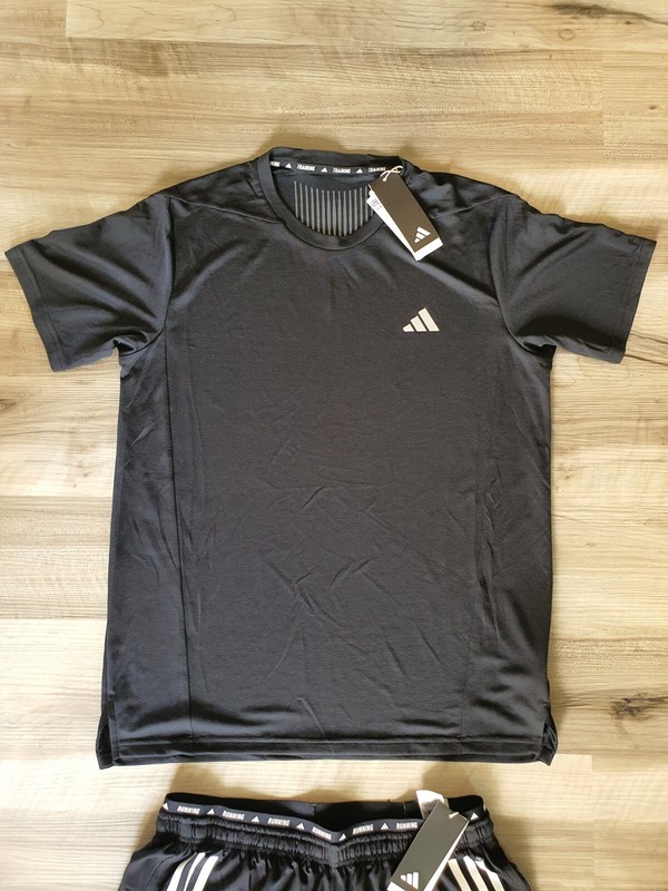 ADIDAS Running/Training Set Top & Bottom Both Size L gallery