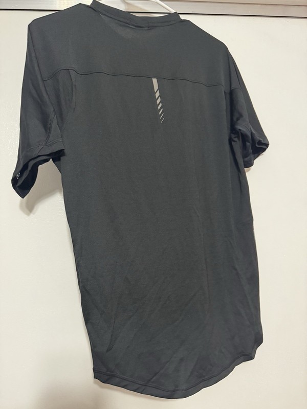Oakley Hydrolix Tech Knit Blackout Size Small gallery