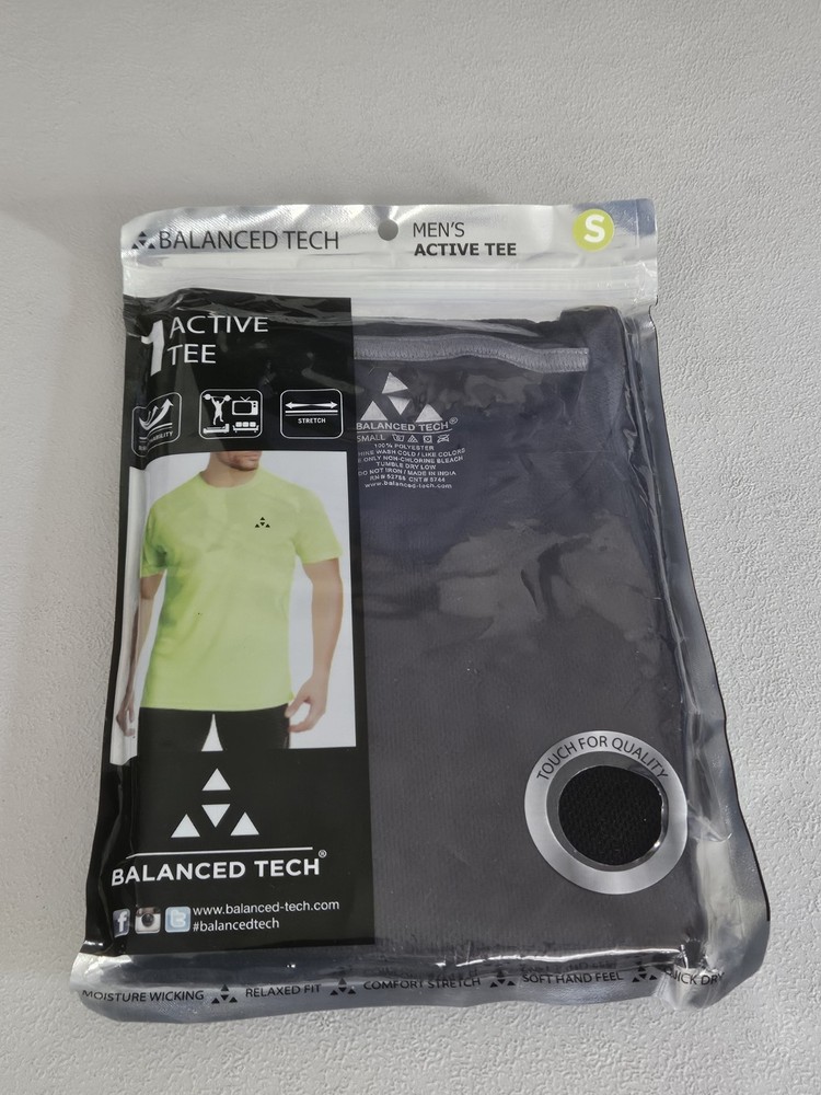 BALANCED TECH ACTIVE TEE Men's Small~ Breathable/Relaxed/Black Polyester Stretch