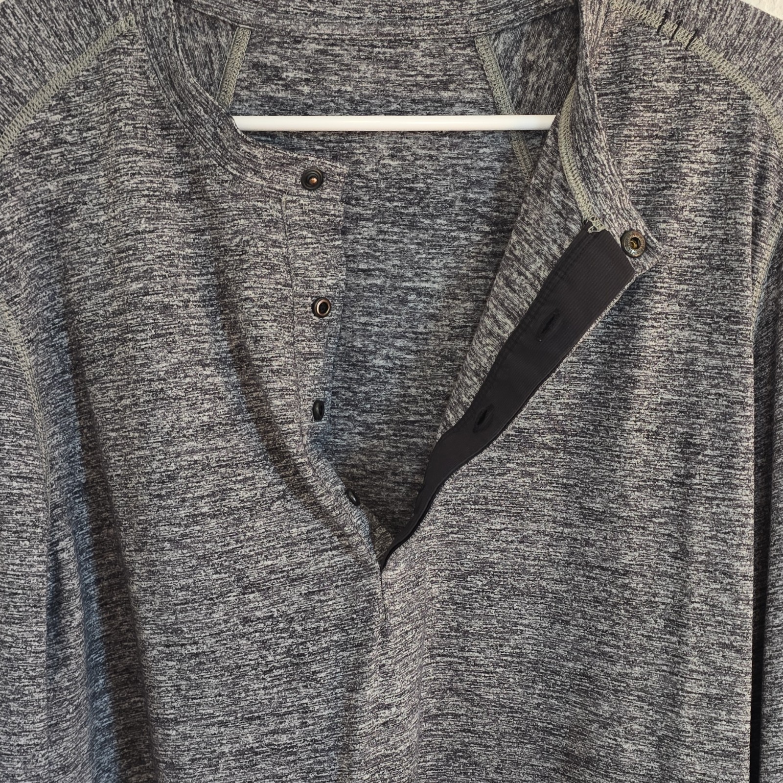 lululemon Men’s Heather Gray Long Sleeve Henley Athletic Fit Stretch L gallery