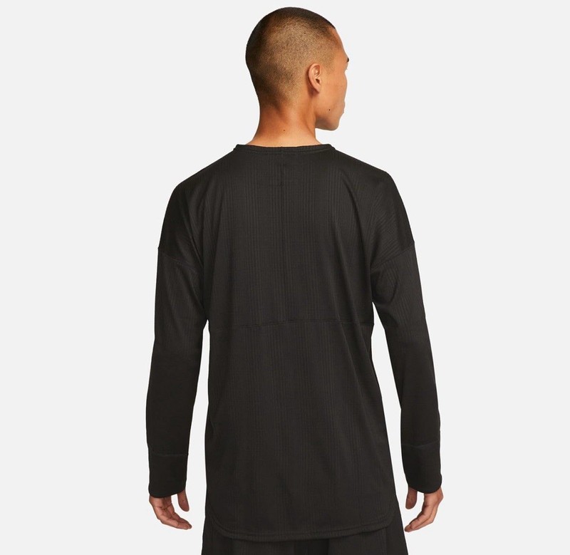 NEW Men's Black Nike Dri Fit Yoga Crew Neck Long Sleeve Shirt Size XL F50 gallery