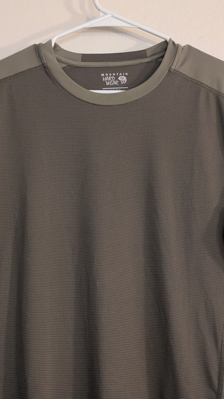 Men's Mountain Hardwear Green Lightweight Ripstop Moisture Wicking Tech Shirt M gallery
