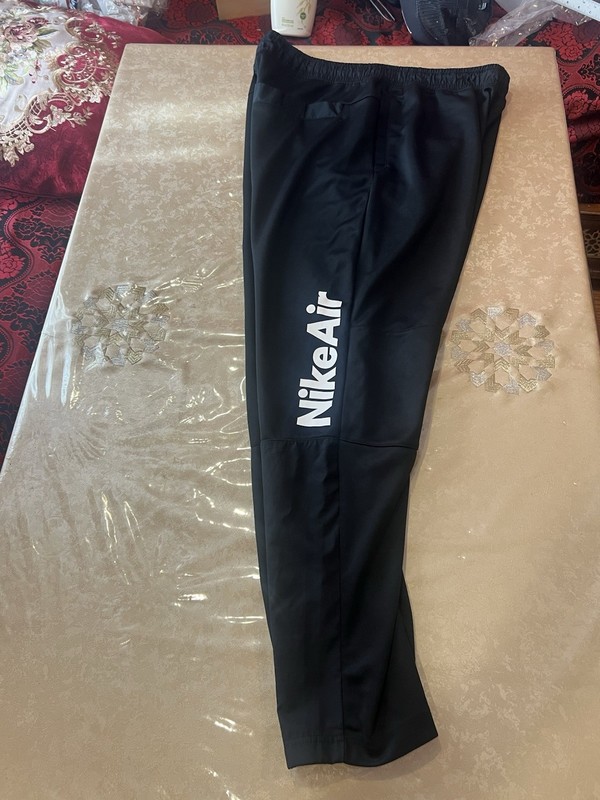 Pre-Owned Nike Sportswear Air Joggers Woven Pant (CU4128-010) Men’s Size (L) gallery