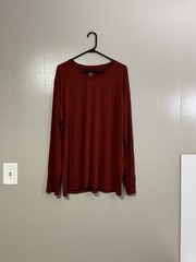 Realessentials Workout Gym Tee Shirt Size 2XL Burgundy Long Sleeve C123