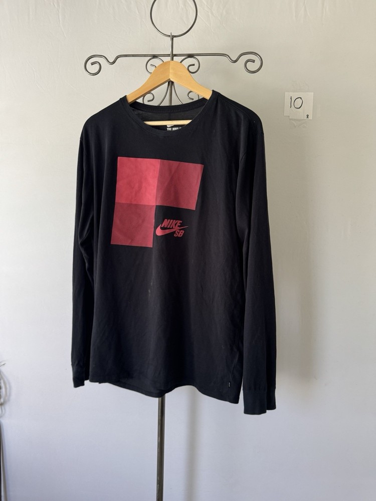 Nike SB Dri-FIT Long Sleeve Graphic Shirt Black Pink Athletic Cut XL Skate Tee