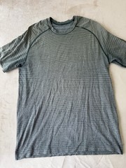 Lululemon Metal Vent Tech Performance Shirt Striped Top U3 Gray Ombre Men’s Sz L
