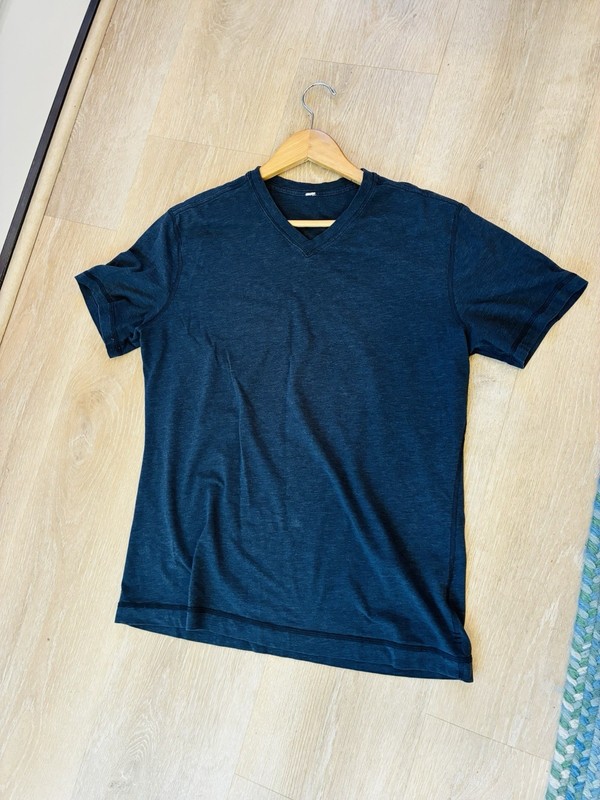 LULULEMON- Two- 5 Year Basic V-Neck Tees Soft Vitasea. Striped & Blue XL EUC gallery