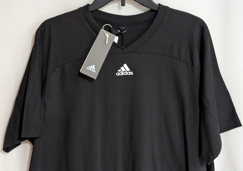 adidas Men's Black/White SID Scoop 3 Stripe Back Tee (CV3247) Sizes XL/2XL - NWT gallery